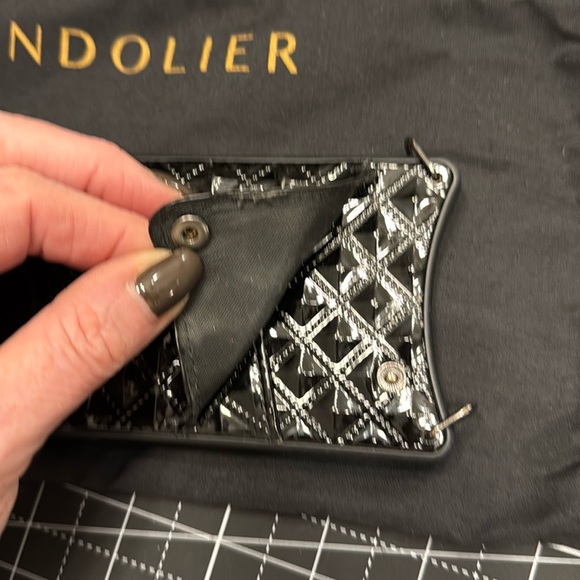 Bandolier  Sheila pyramid iPhone 14 Pro case black - Picture 2 of 3